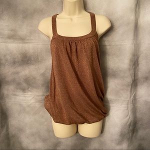 Bronze for the win! 🥇 Sexy, sassy tank top.